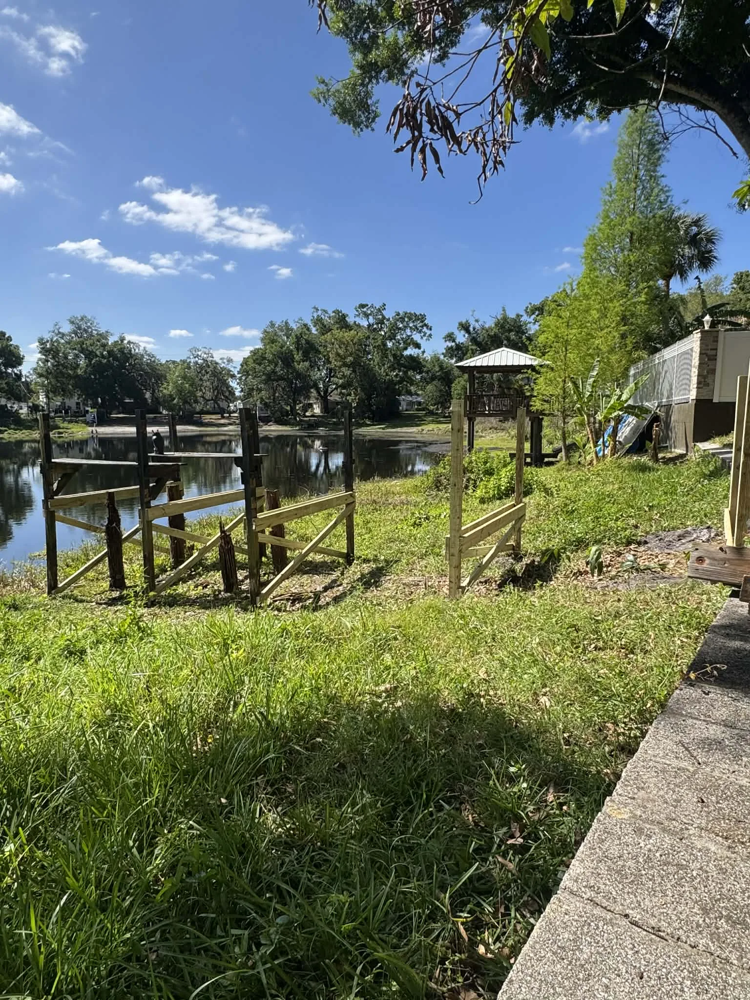 Brandon deck builders - lakefront dock with gazebo