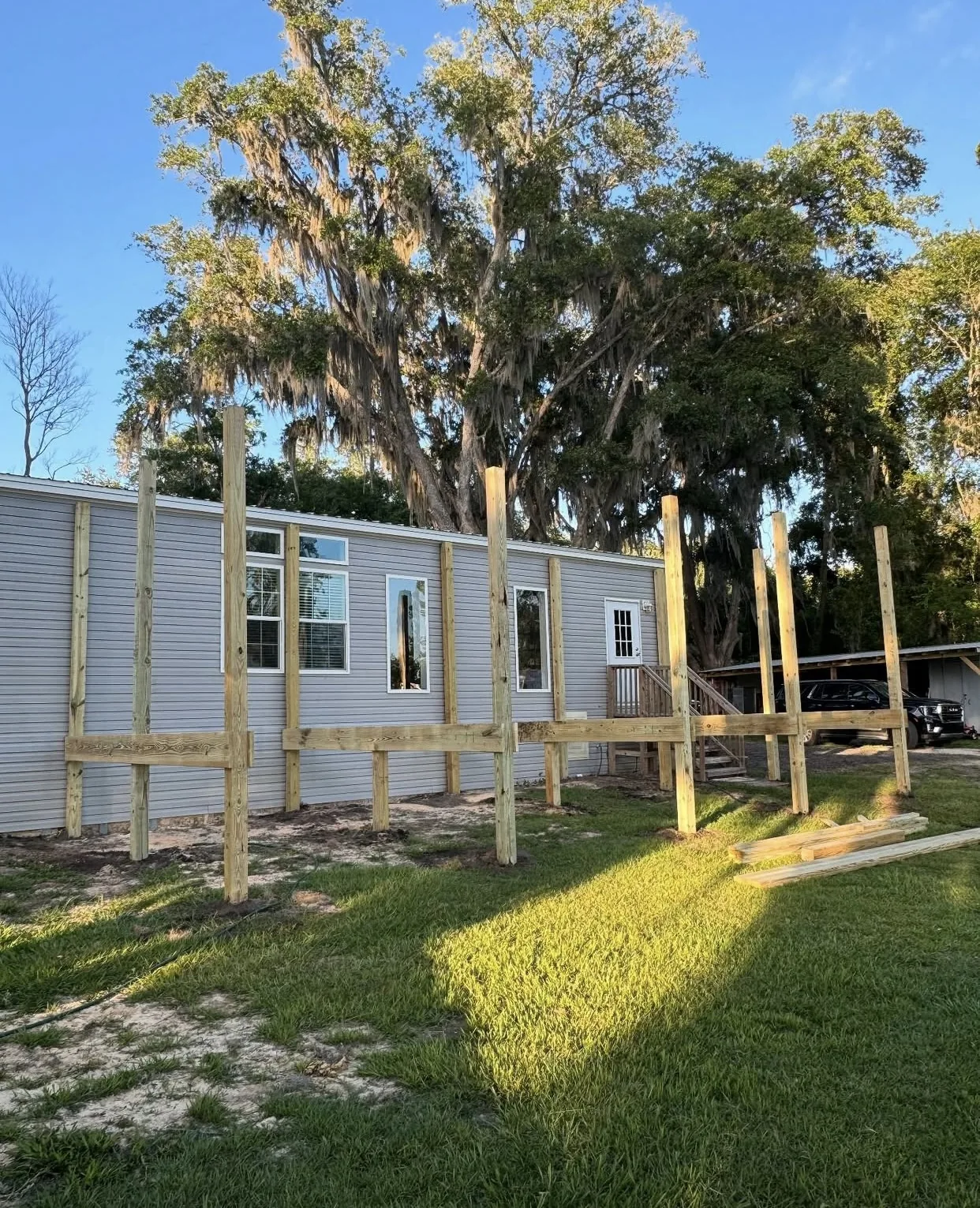 Carrollwood deck builders - porch roof post framing